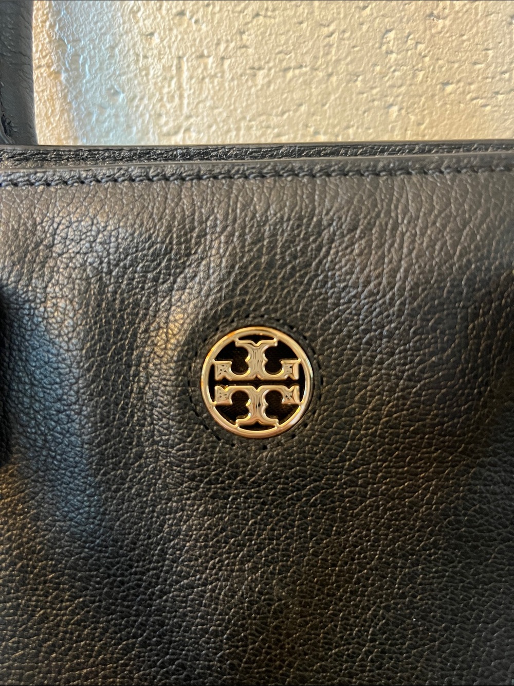 Tory Burch Black Pebbled Leather Satchel with Detachable Strap - Picture 2 of 13